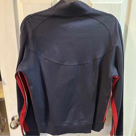 Lululemon Cover Your Tracks Jacket/Sweatshirt - Picture 6 of 6